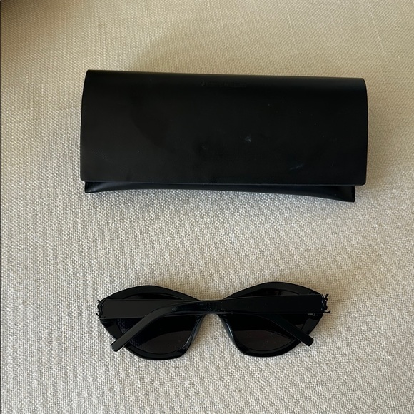 Saint Laurent Black Cat-Eye Sunglasses SL M60 AUTHENTIC - Picture 6 of 7